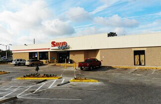 Plus de détails pour 7912-8000 Lem Turner Rd, Jacksonville, FL - Local commercial à louer