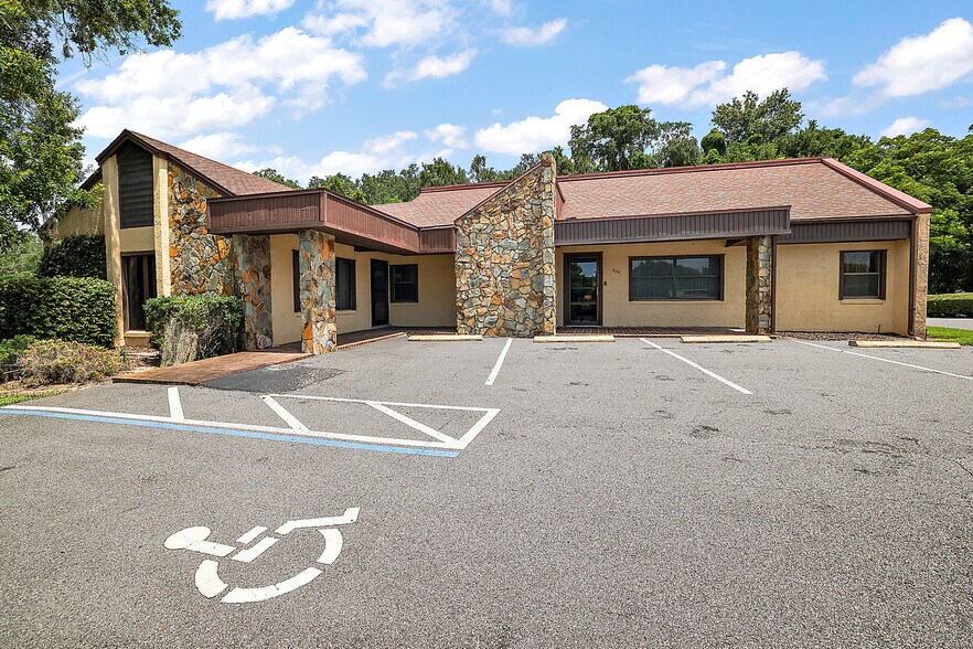 400 Webster St, Leesburg, FL à louer - Photo de l’immeuble – Image 2 sur 45