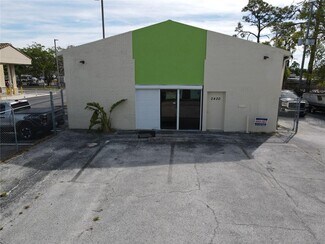 Plus de détails pour 2420 Julie Ln, Holiday, FL - Bureau/Médical à louer