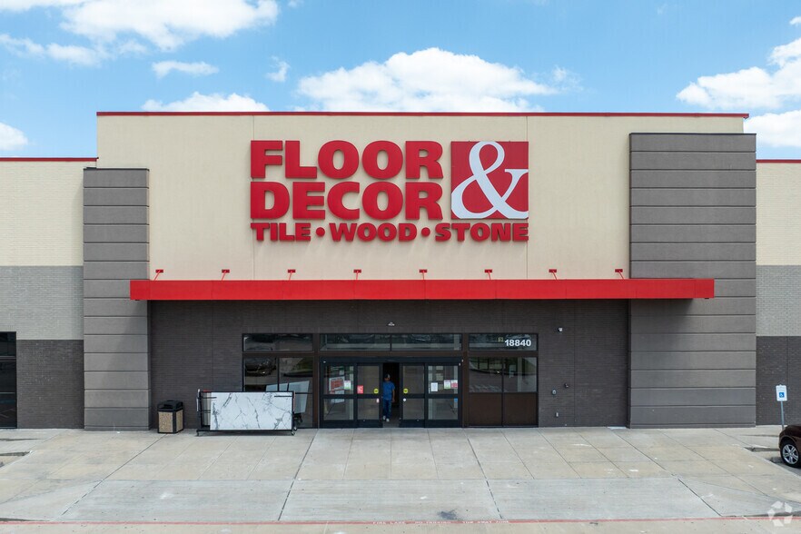 18840 Highway 59, Humble, TX à vendre - Photo de l’immeuble – Image 2 sur 9