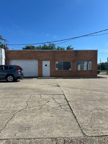 2507 Monticello Ave, Norfolk, VA à louer - Photo de l’immeuble – Image 3 sur 5