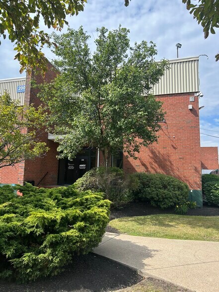 200 Meadow Rd, Boston, MA à louer - Photo de l’immeuble – Image 1 sur 8
