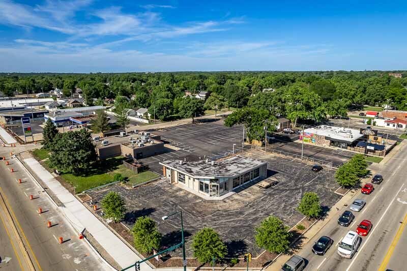 5818 N 2nd St, Loves Park, IL à vendre - Photo de l’immeuble – Image 3 sur 3