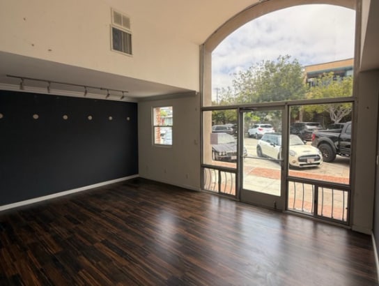 7730-7742 Herschel Ave, La Jolla, CA à louer Photo intérieure– Image 1 sur 5