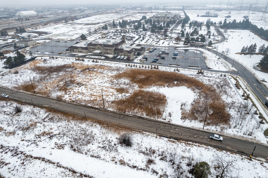 7242 Highway 27, Vaughan, ON à vendre - Photo de l’immeuble – Image 2 sur 2