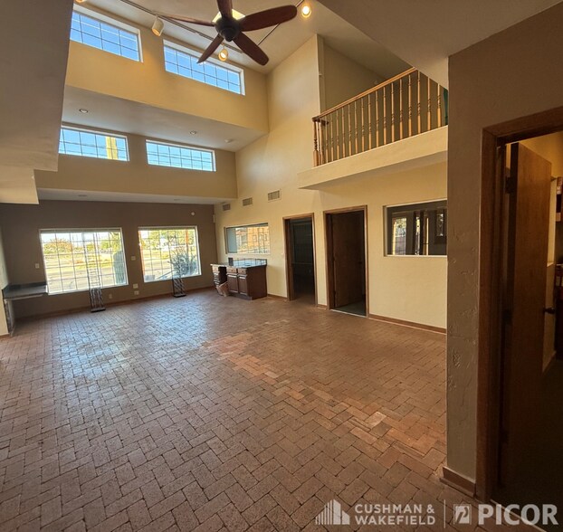 301 W Ajo Way, Tucson, AZ à vendre - Photo intérieure – Image 2 sur 10