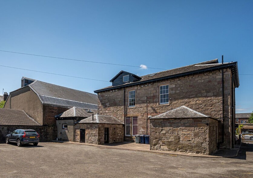 10 James St, Helensburgh à louer - Photo de l’immeuble – Image 2 sur 3