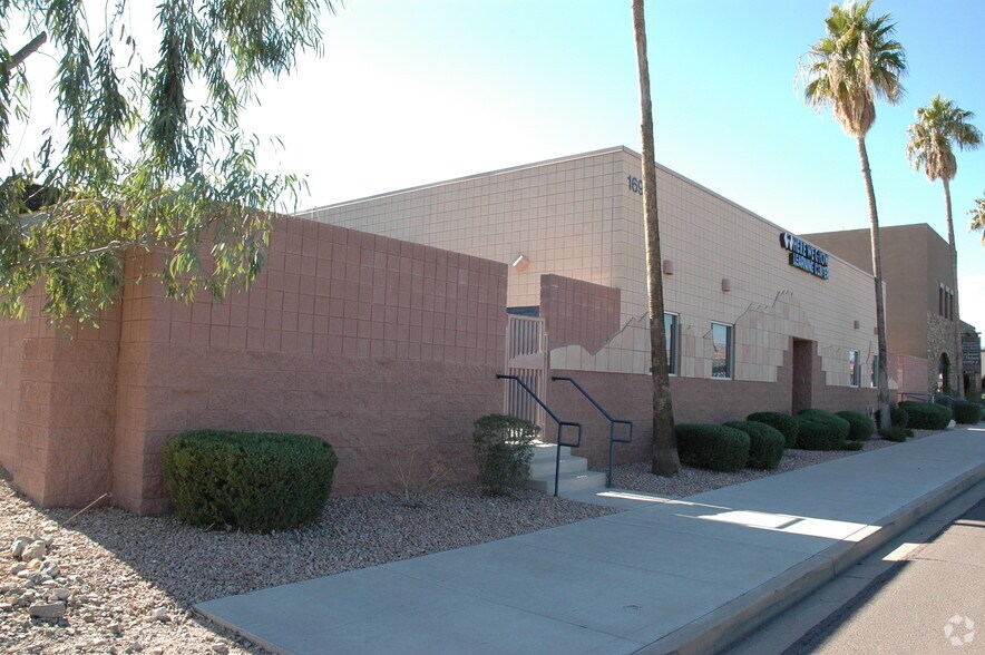 16901 E Palisades Blvd, Fountain Hills, AZ à vendre - Photo de l’immeuble – Image 3 sur 5