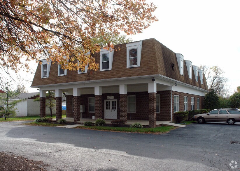 234 N Pottstown Pike, Exton, PA à louer - Photo de l’immeuble – Image 2 sur 2