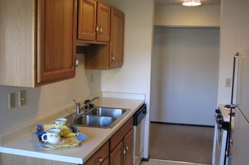 100 N Van Buren Ave, Eveleth, MN à vendre - Photo intérieure – Image 3 sur 13