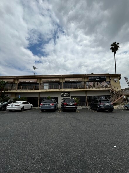 5125-5137 W Sunset Blvd, Los Angeles, CA à louer - Photo de l’immeuble – Image 3 sur 7