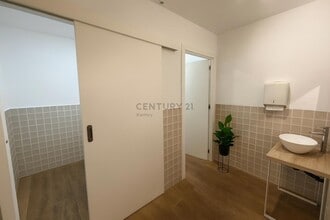 Local commercial dans Barcelone, Barcelona à louer Photo intérieure– Image 2 sur 4