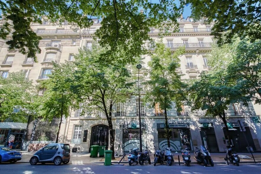 Bureau dans Paris à louer - Photo de l’immeuble – Image 2 sur 12