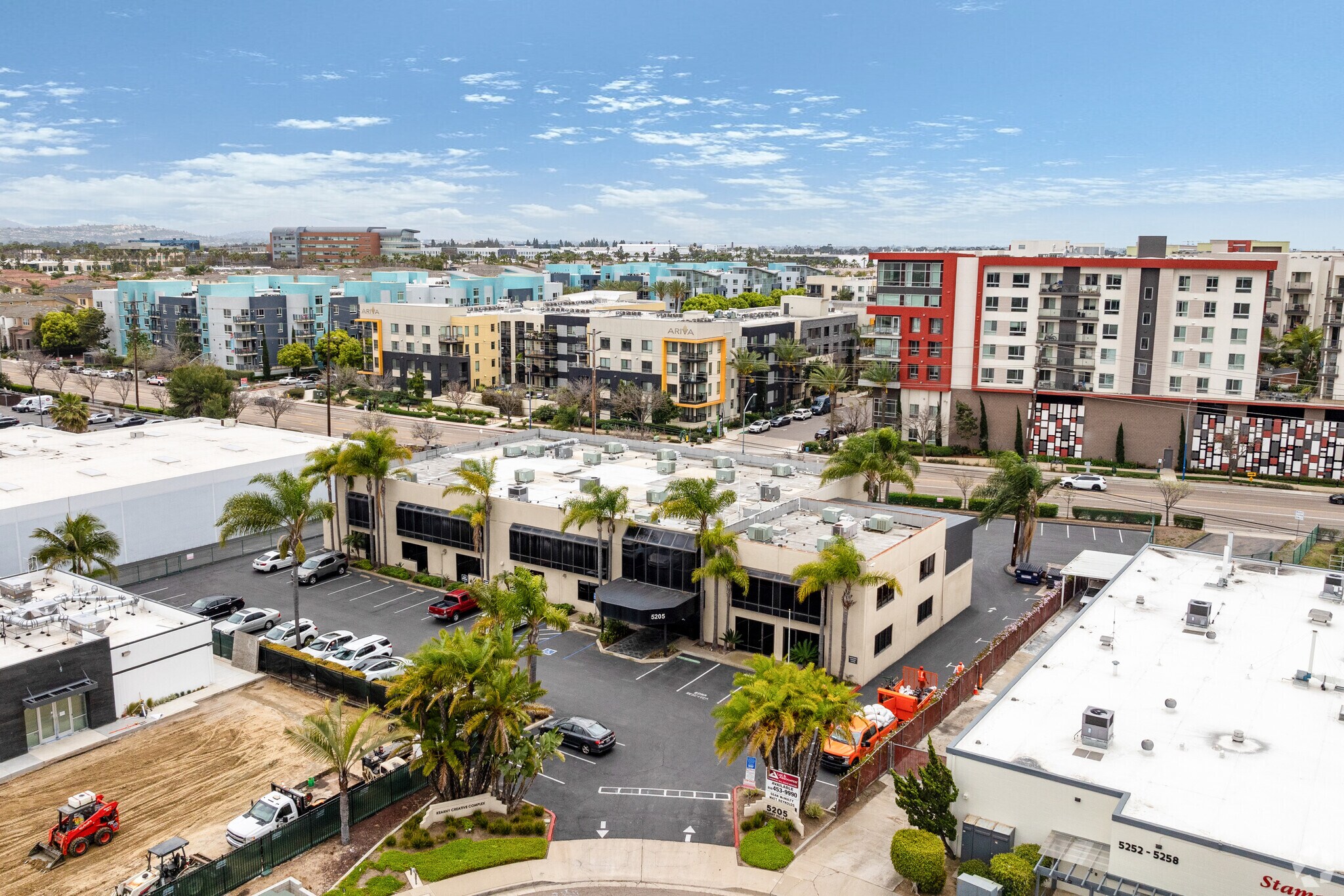 5205 Kearny Villa Way, San Diego, CA à vendre Photo de l’immeuble– Image 1 sur 8