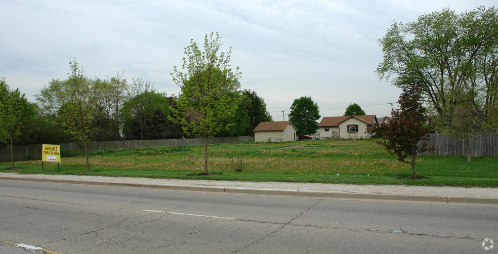 SWC Eola Rd & Indian Trail Rd, Aurora, IL à louer - Photo de l’immeuble – Image 3 sur 4