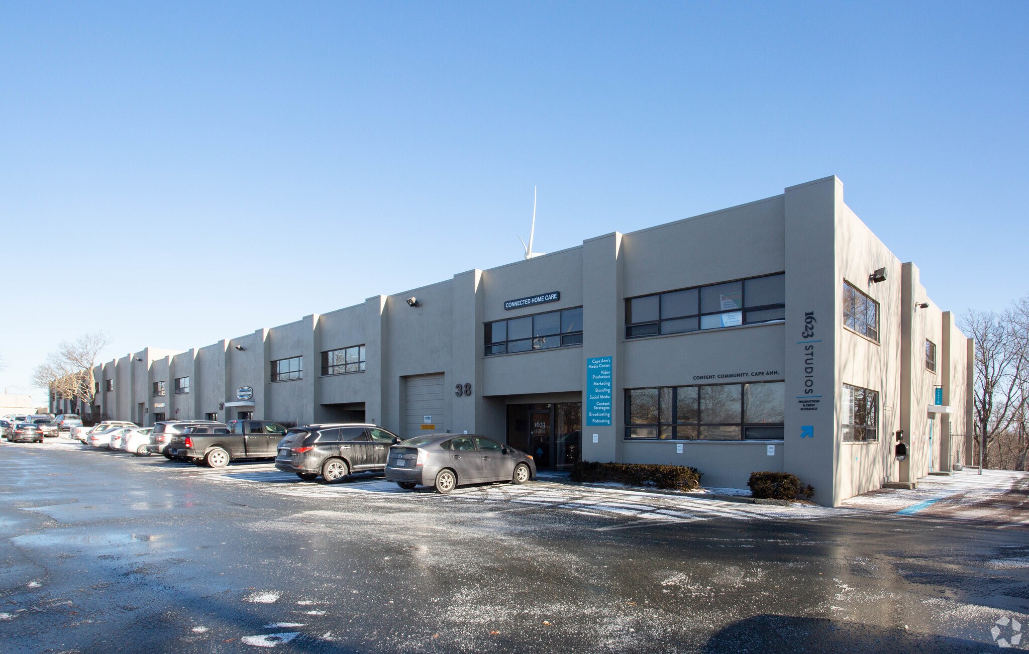 30-39 Blackburn Ctr, Gloucester, MA à louer Photo de l’immeuble– Image 1 sur 13