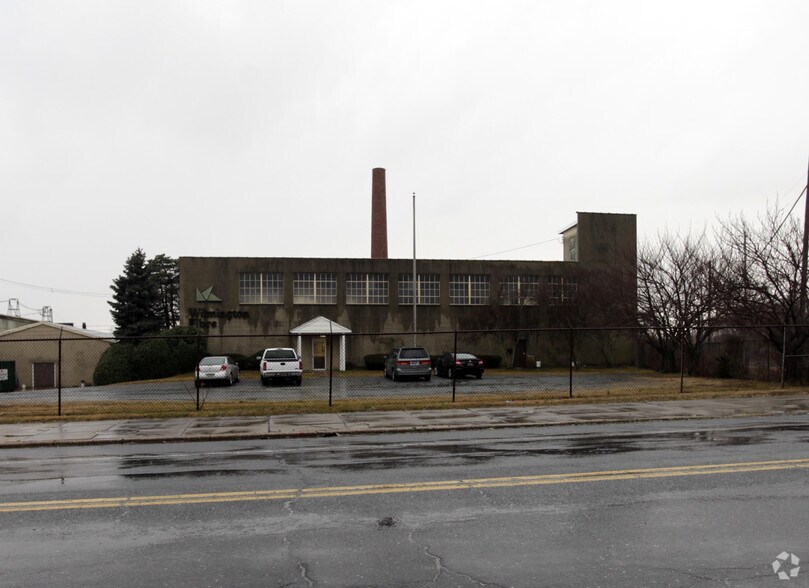 700 Washington St, New Castle, DE à louer - Photo de l’immeuble – Image 2 sur 2