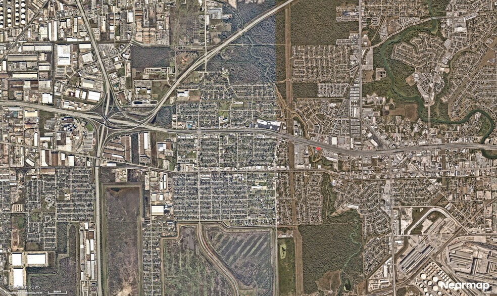 11910 East Fwy, Houston, TX à vendre - Photo de l’immeuble – Image 2 sur 2