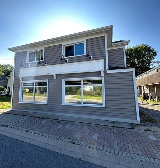 780 Canboro Rd, Pelham, ON à louer - Photo principale – Image 1 sur 2