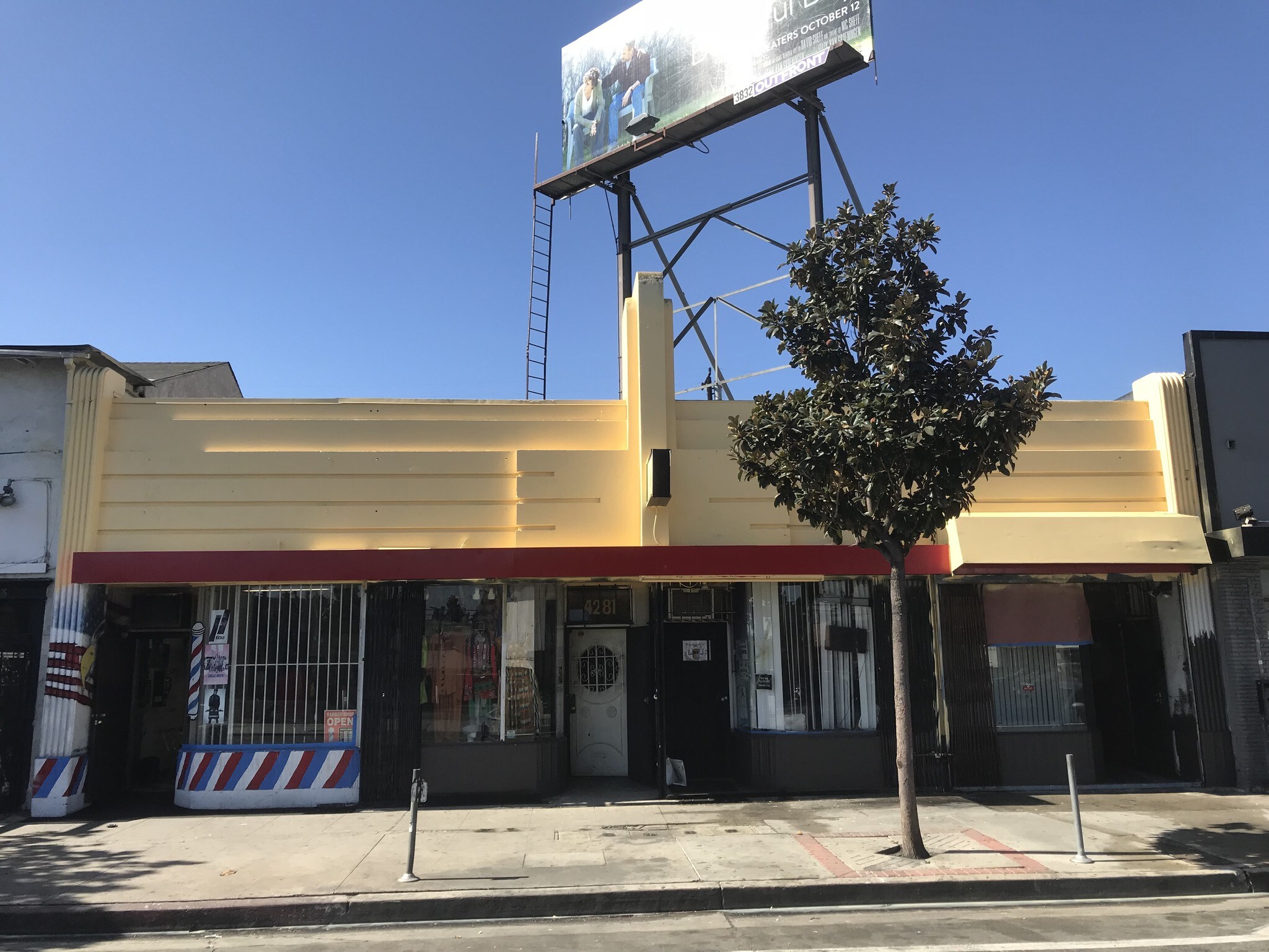 4279-4281 Crenshaw Blvd, Los Angeles, CA à louer Autre– Image 1 sur 11