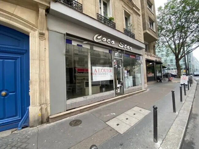Plus de détails pour Local commercial à louer