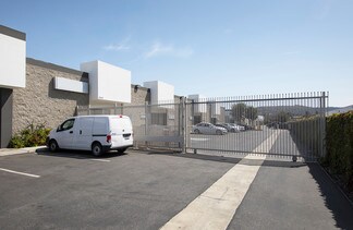 Plus de détails pour 13914-13932 Valley Blvd, La Puente, CA - Industriel/Logistique à louer
