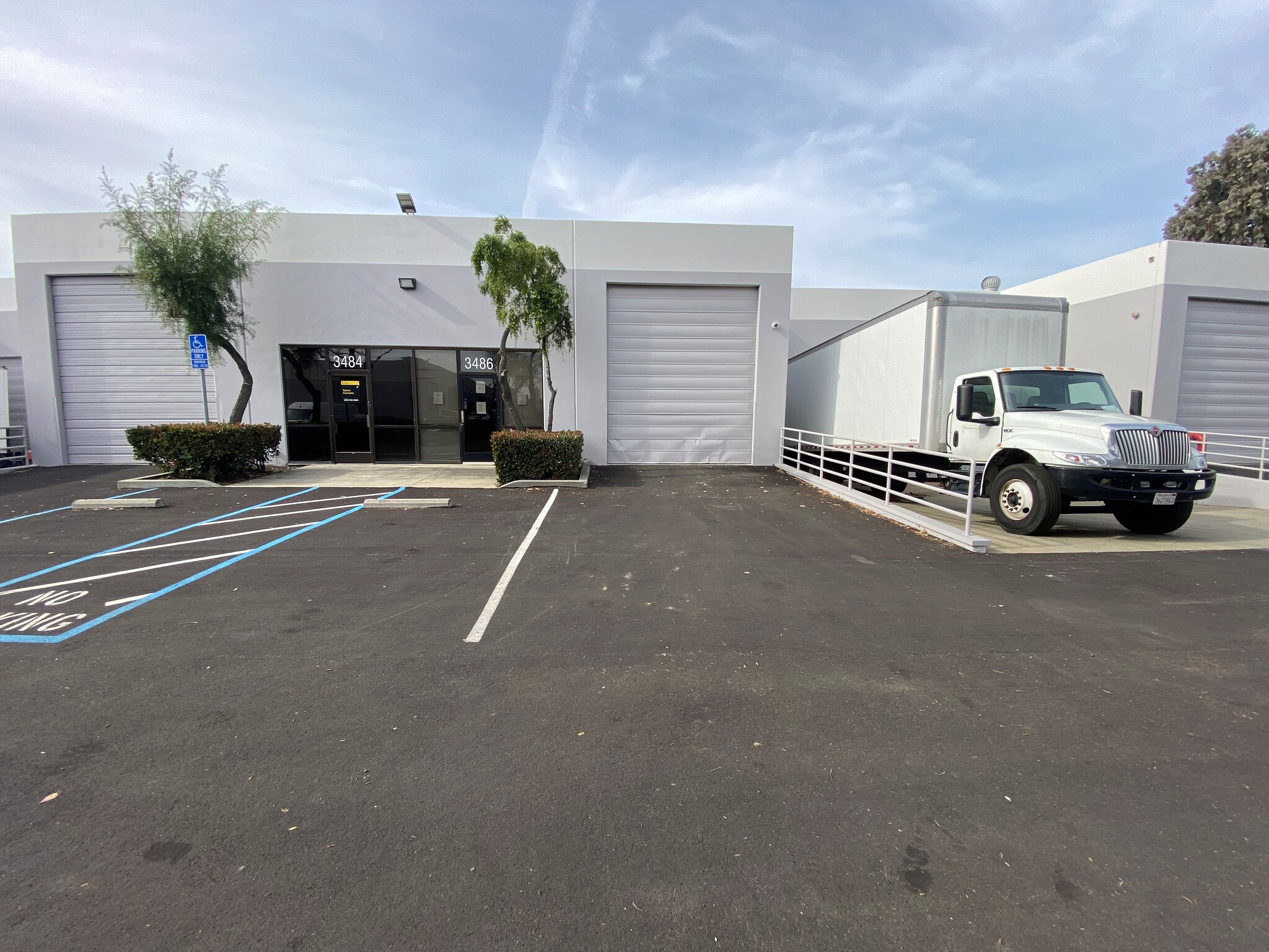 3470-3494 Depot Rd, Hayward, CA à louer Photo de l’immeuble– Image 1 sur 1