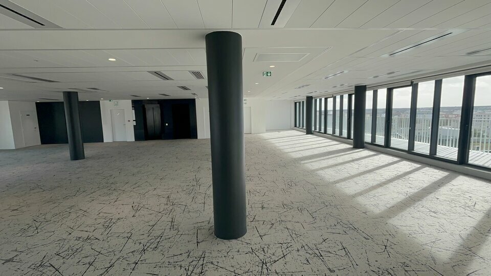 Bureau dans Montigny-le-Bretonneux à vendre Photo intérieure– Image 1 sur 13