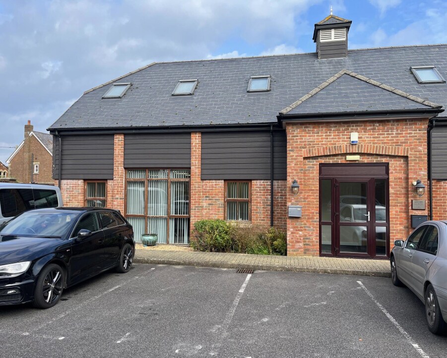 Wareham Rd, Lytchett Matravers à louer Photo principale– Image 1 sur 2