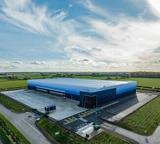 Plus de détails pour Industriel/Logistique à louer