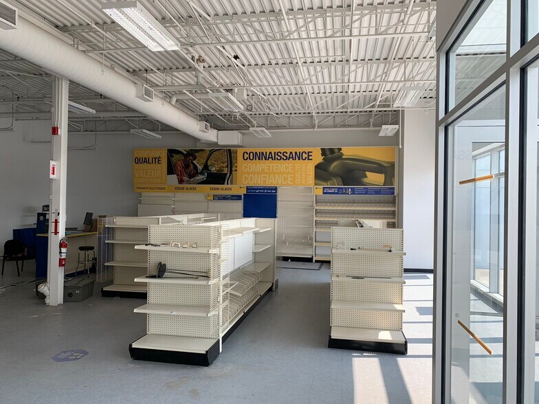 295-297 Av Labrosse, Pointe-claire, QC à louer - Photo intérieure – Image 2 sur 7