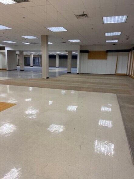 1305 Airline Rd, Corpus Christi, TX à louer - Photo de l’immeuble – Image 2 sur 8