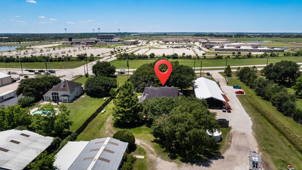 20240 Cypress Rosehill Rd, Tomball, TX à louer - Photo de l’immeuble – Image 3 sur 25