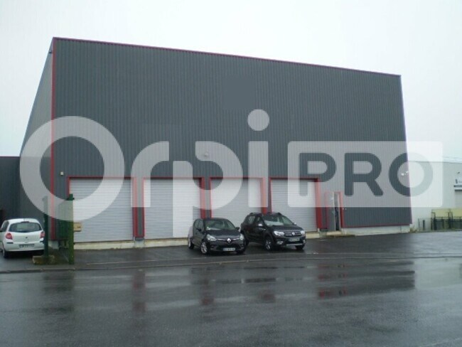 Plus de détails pour Industriel/Logistique à louer