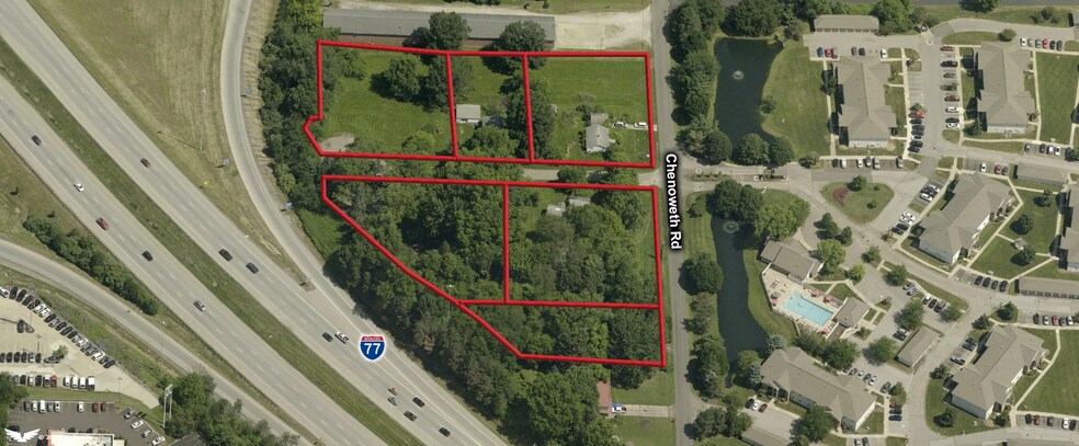 3020 Chenoweth Rd, Akron, OH à vendre - Photo de l’immeuble – Image 2 sur 3
