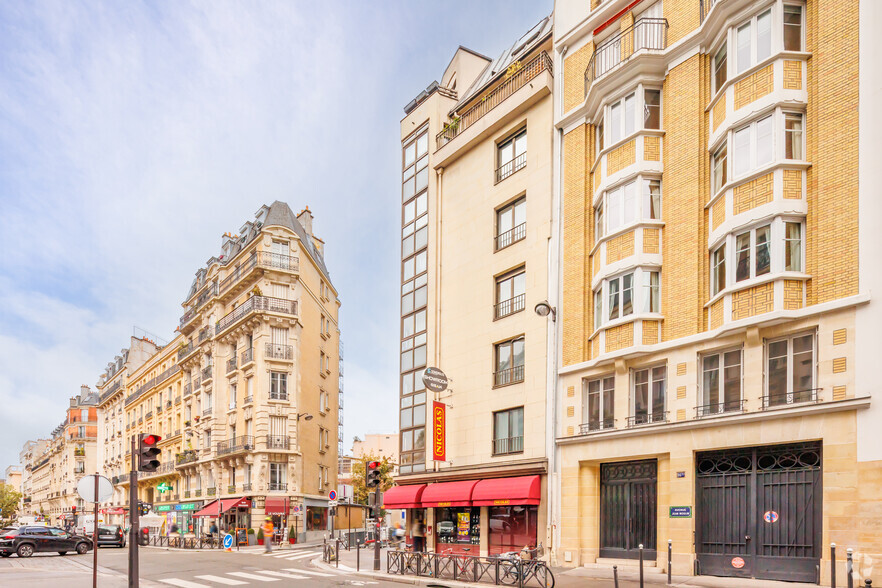 Bureau dans Paris à louer - Photo de l’immeuble – Image 2 sur 4