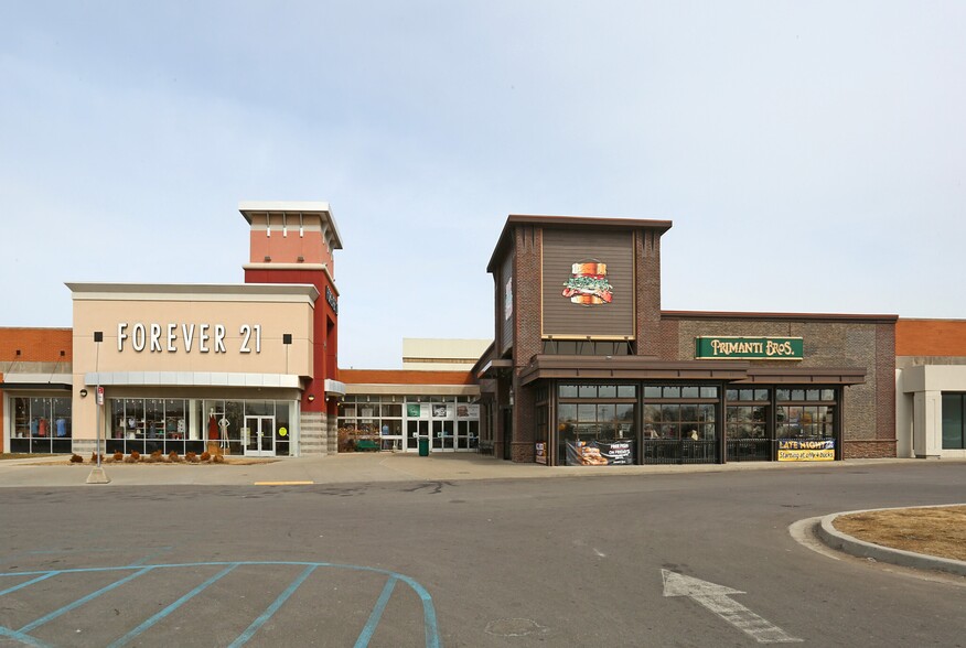 23000-23002 Eureka Rd, Taylor, MI à louer - Photo de l’immeuble – Image 2 sur 6