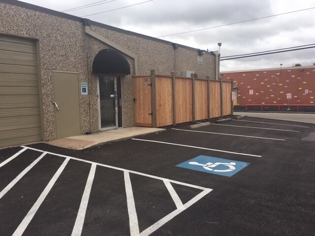 6230 Evergreen St, Houston, TX à louer - Photo de l’immeuble – Image 2 sur 5