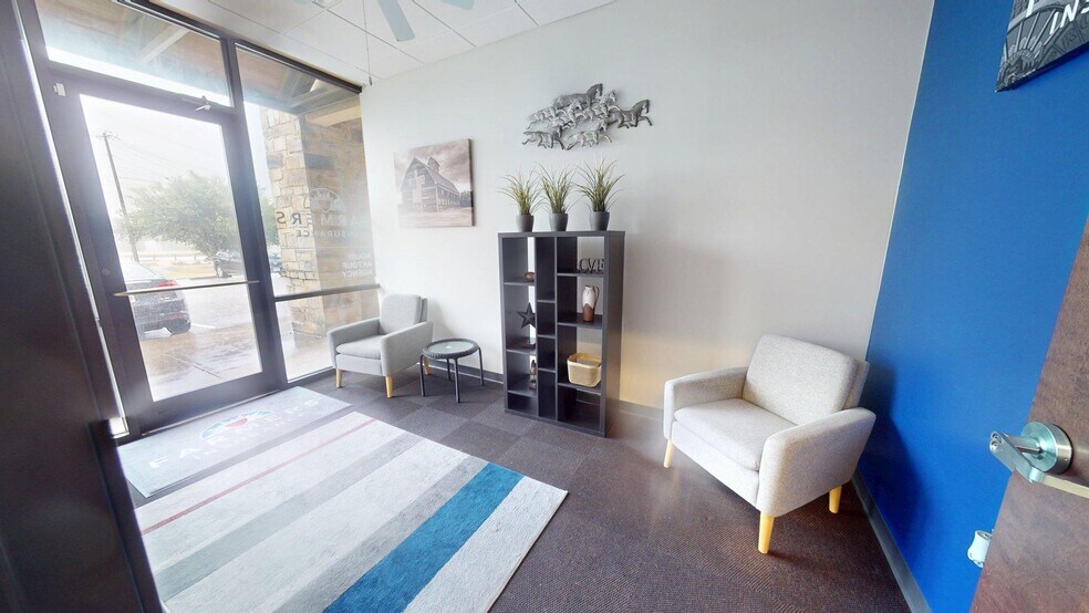 9231 W Parmer Ln, Austin, TX à louer - Photo de l’immeuble – Image 3 sur 7