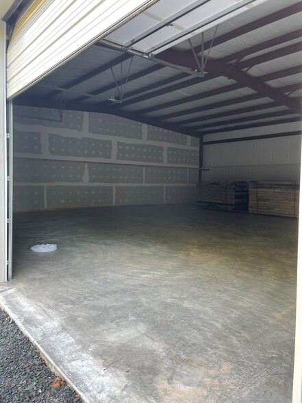 111 Wallace Rd, Wadesboro, NC à louer - Photo intérieure – Image 3 sur 3
