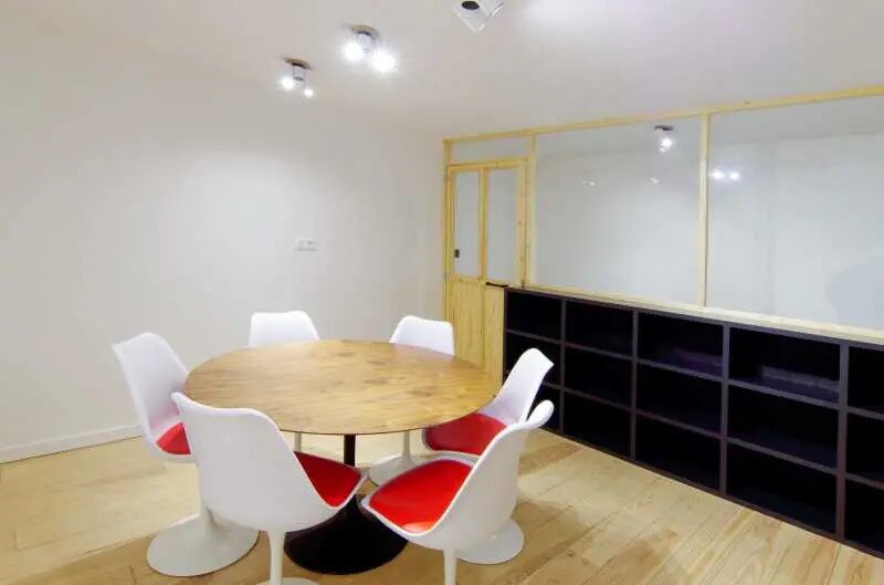 Bureau dans Bordeaux à vendre - Photo de l’immeuble – Image 3 sur 7