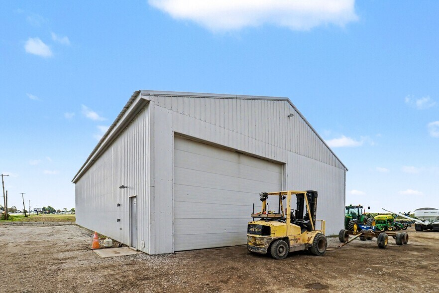 4685 W US Route 20, Gibsonburg, OH à vendre - Photo de l’immeuble – Image 3 sur 48