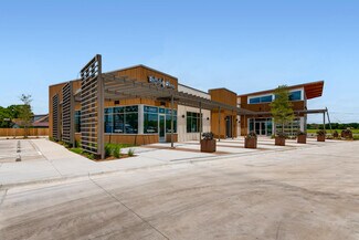 Plus de détails pour 1101 Main St, Lockhart, TX - Local commercial à louer