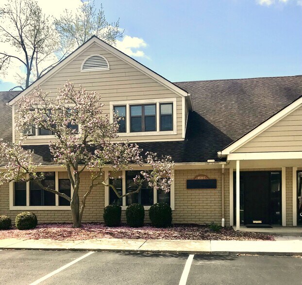 4920 Reed Rd, Columbus, OH à louer - Photo de l’immeuble – Image 2 sur 83