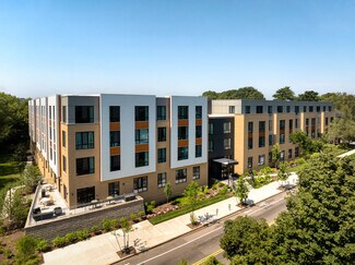 Plus de détails pour 289 Walk Hill St, Roslindale, MA - Logement à vendre