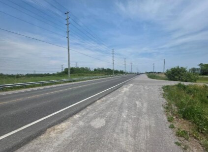 1317 Winchester Rd E, Oshawa, ON à vendre - Photo de l’immeuble – Image 2 sur 4