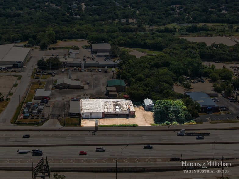 3855 South Fwy, Fort Worth, TX à vendre - Photo de l’immeuble – Image 2 sur 5