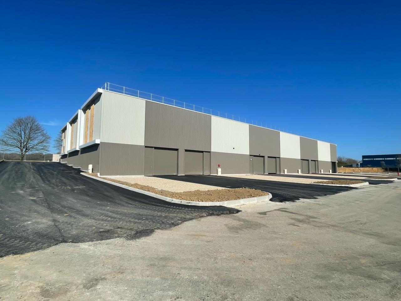 Industriel/Logistique dans Marines à vendre Photo de l’immeuble– Image 1 sur 15