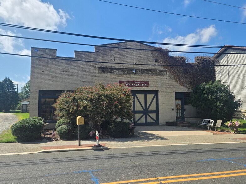 66 S Main St, Mullica Hill, NJ à vendre - Photo de l’immeuble – Image 3 sur 10
