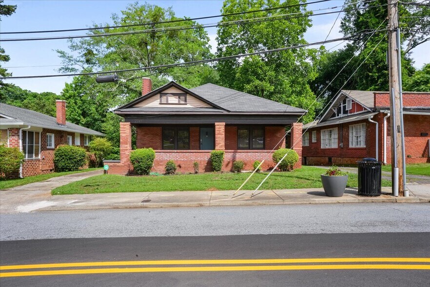 2741 Church St, Atlanta, GA à vendre - Photo de l’immeuble – Image 1 sur 26